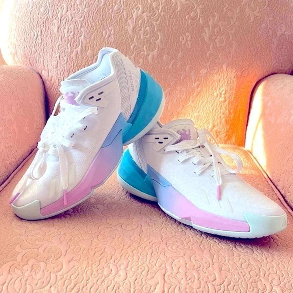 Brand New Adidas D.O.N. Issue 4 J Basketball Shoes Youth White Lace Up Sneakers
